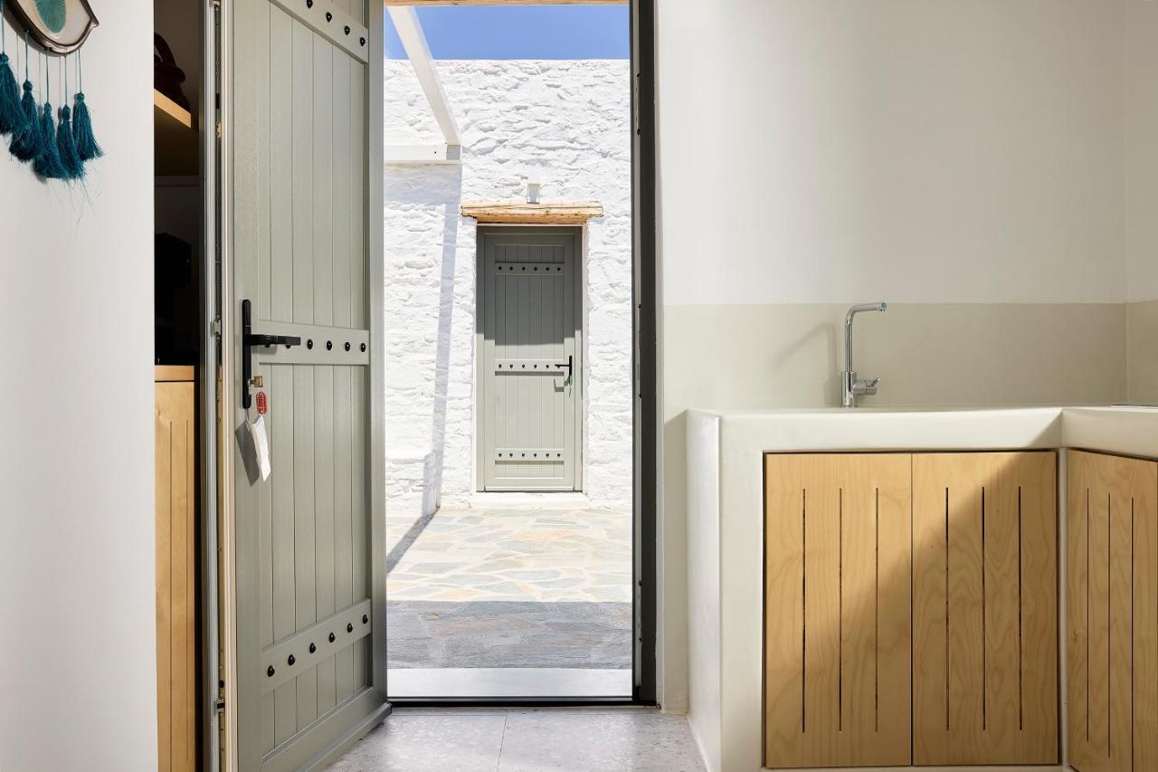 Wise Luxury Suites Kythnos Luaran gambar